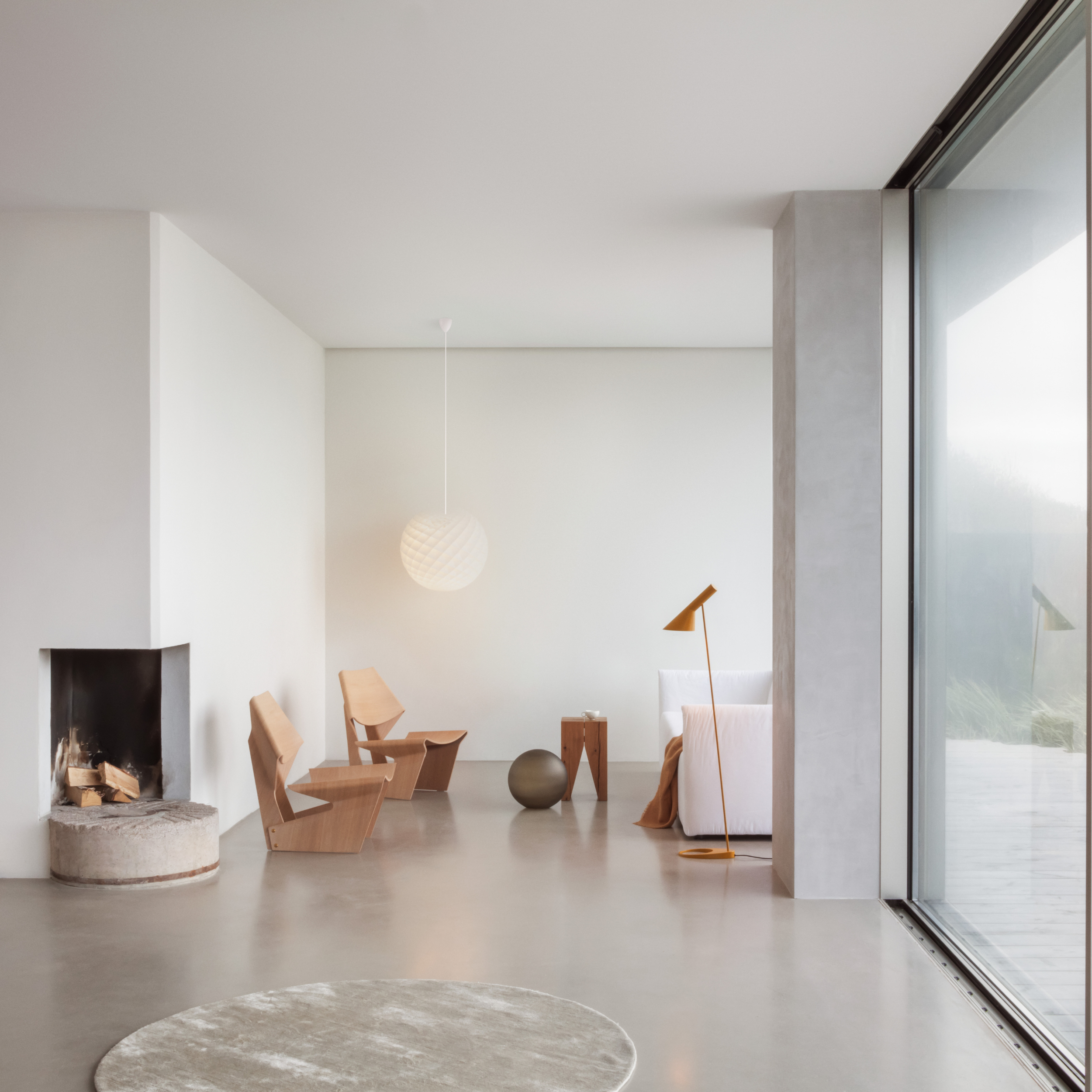 AJ Floor Lamp