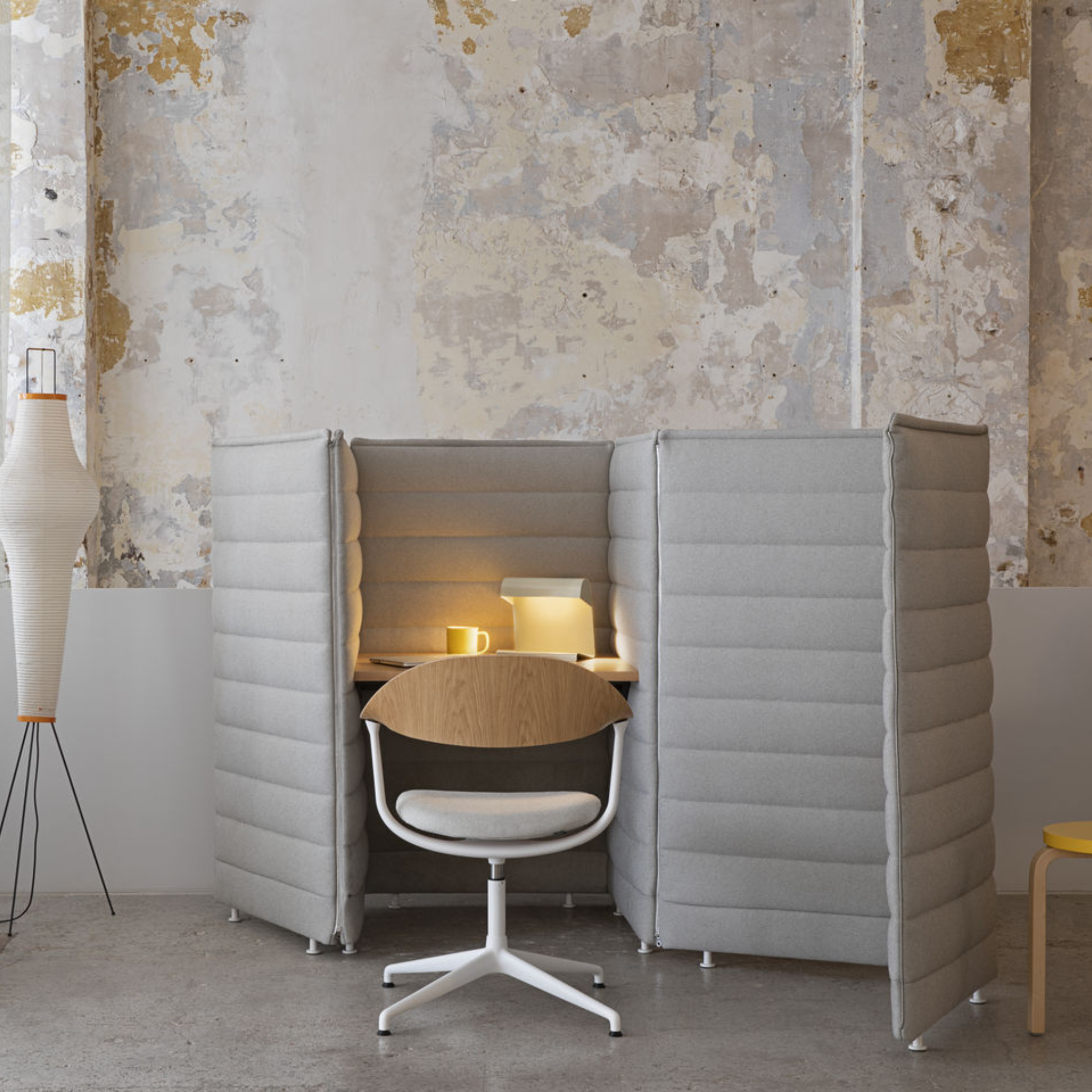 Alcove Plus Desk