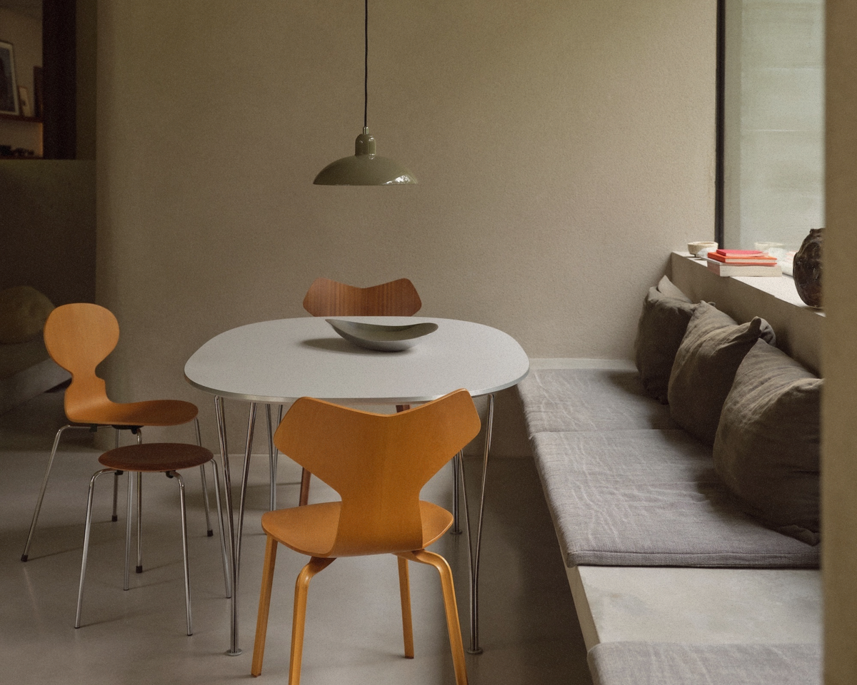 Ant™ Chair - Clear Lacquered Veneer