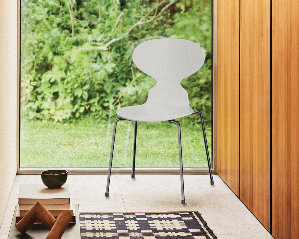 Ant™ Chair - Lacquered Veneer