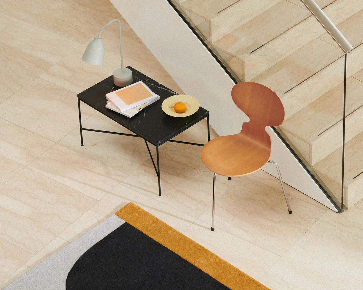 Ant™ Chair, 3 Legs - Clear Lacquered Veneer