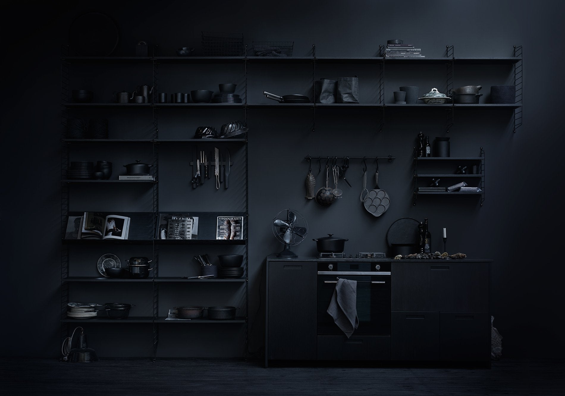 Black Stained Ash String Pocket Wood