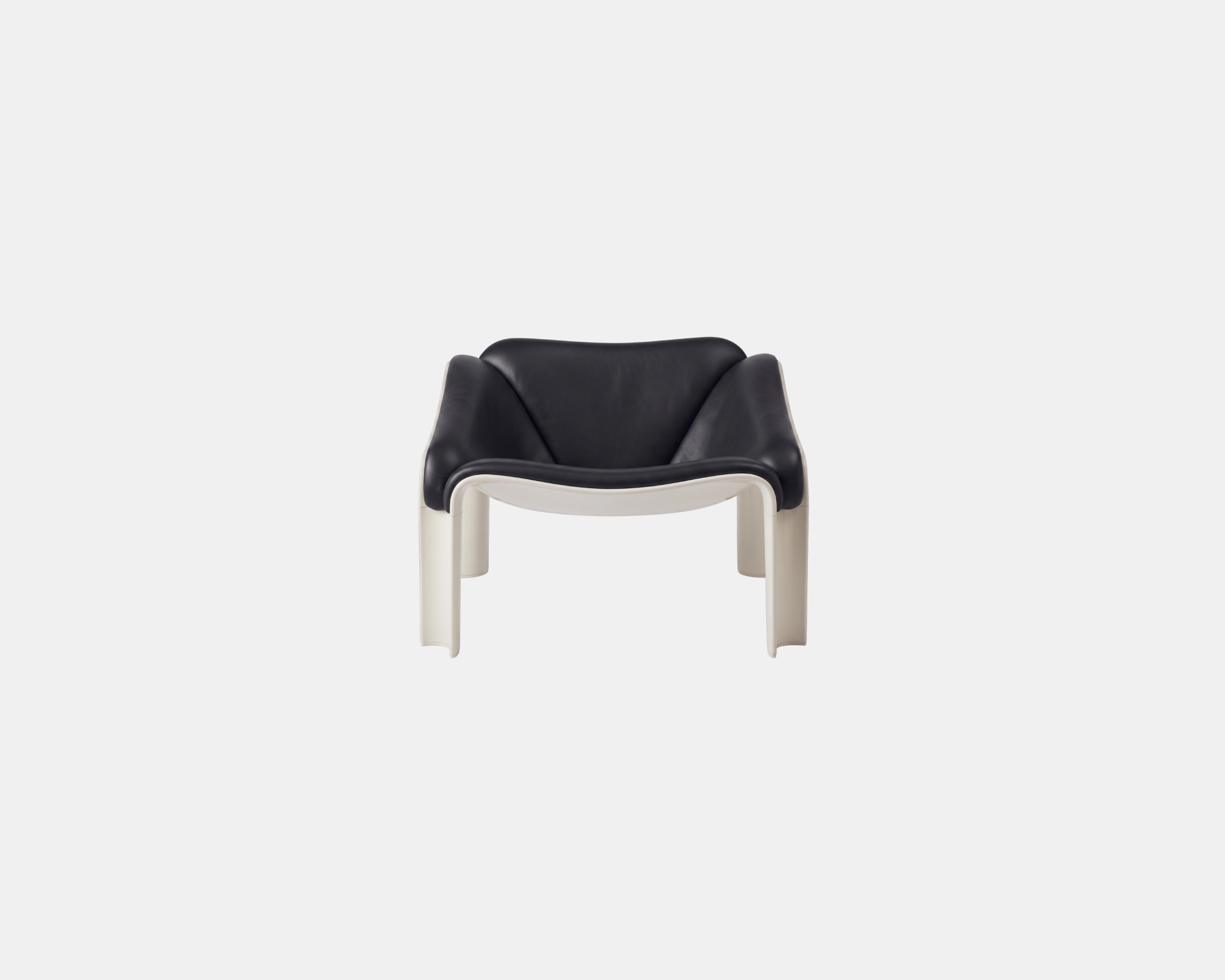 F300 Lounge Chair, Leather