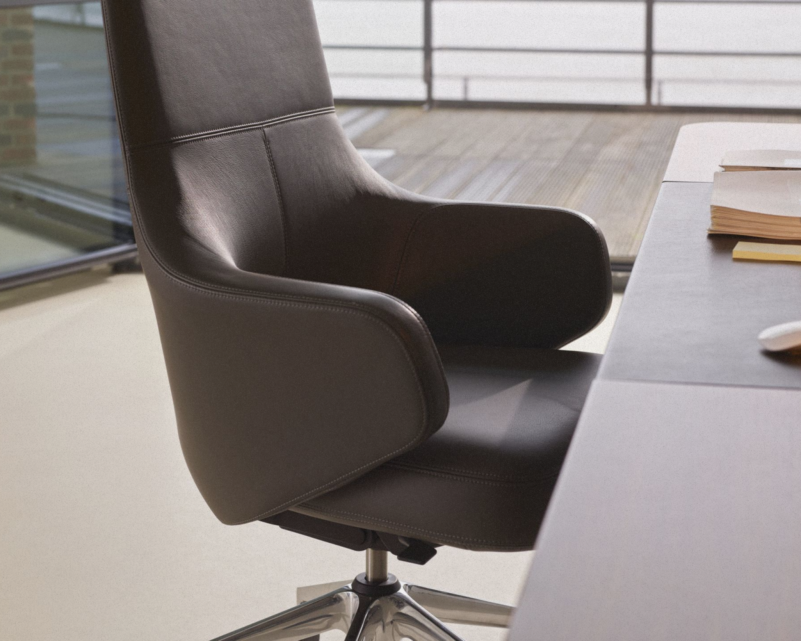 Grand Executive Highback