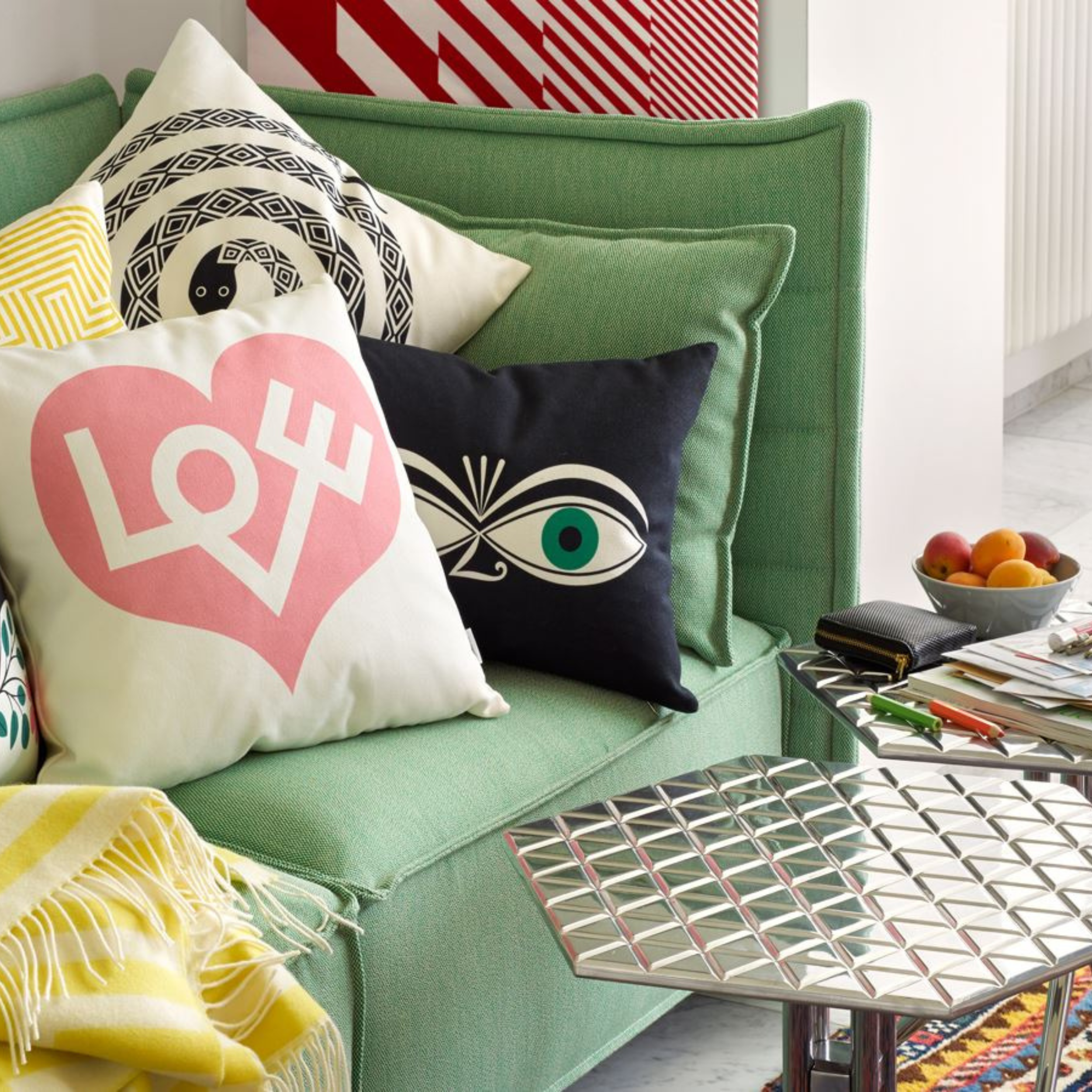 Graphic Print Pillow Eyes