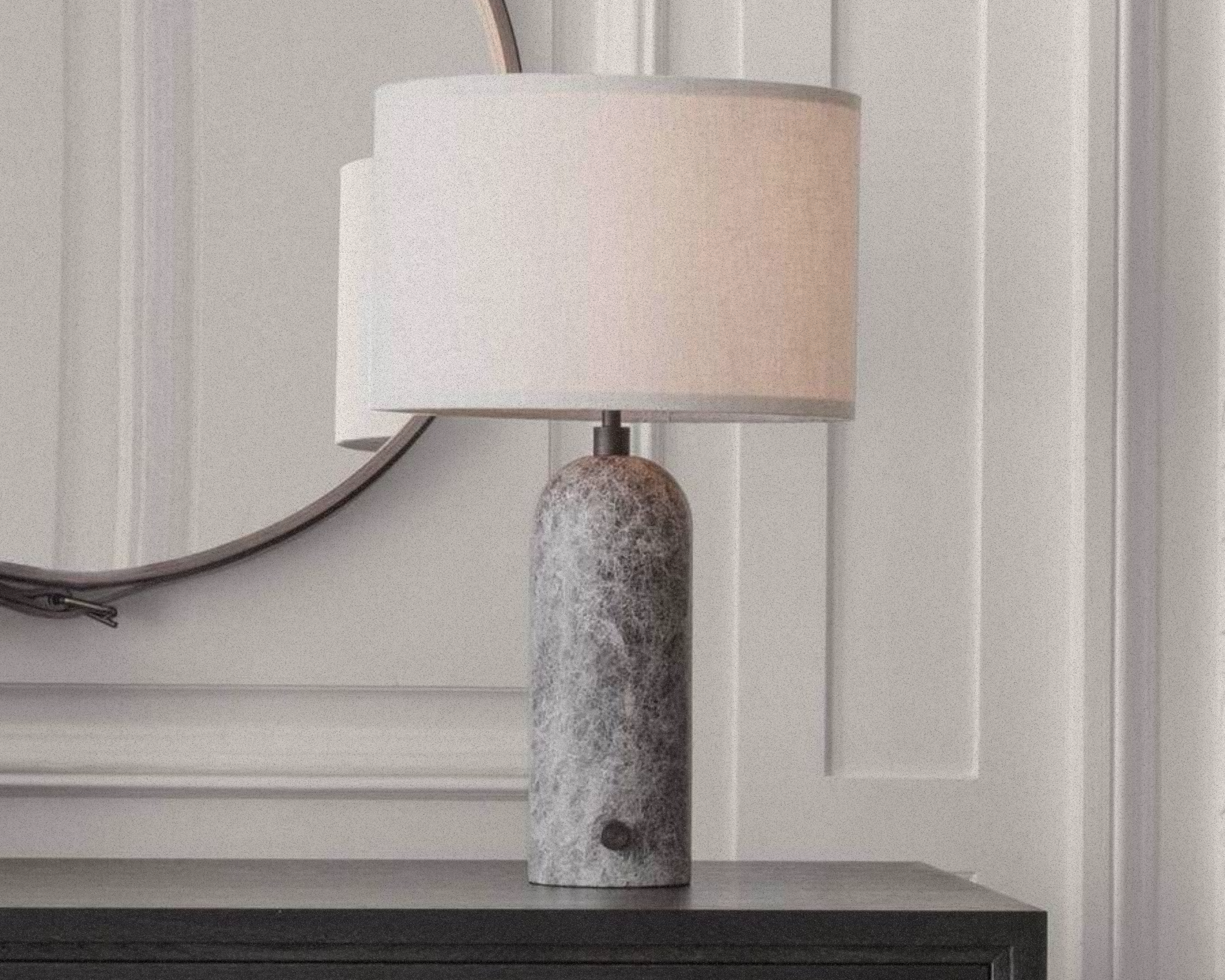 Gravity Table Lamp