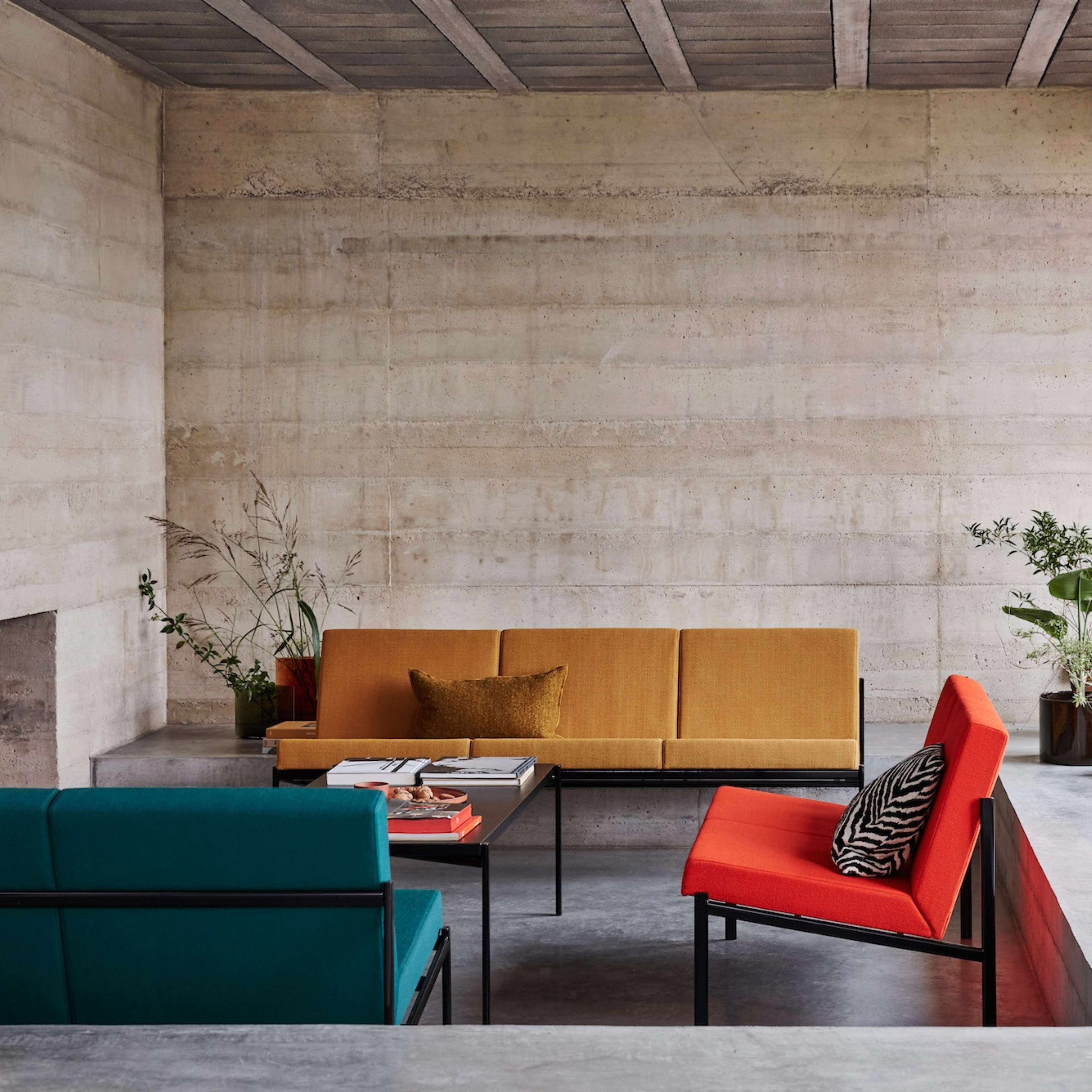 Kiki Lounge Chair