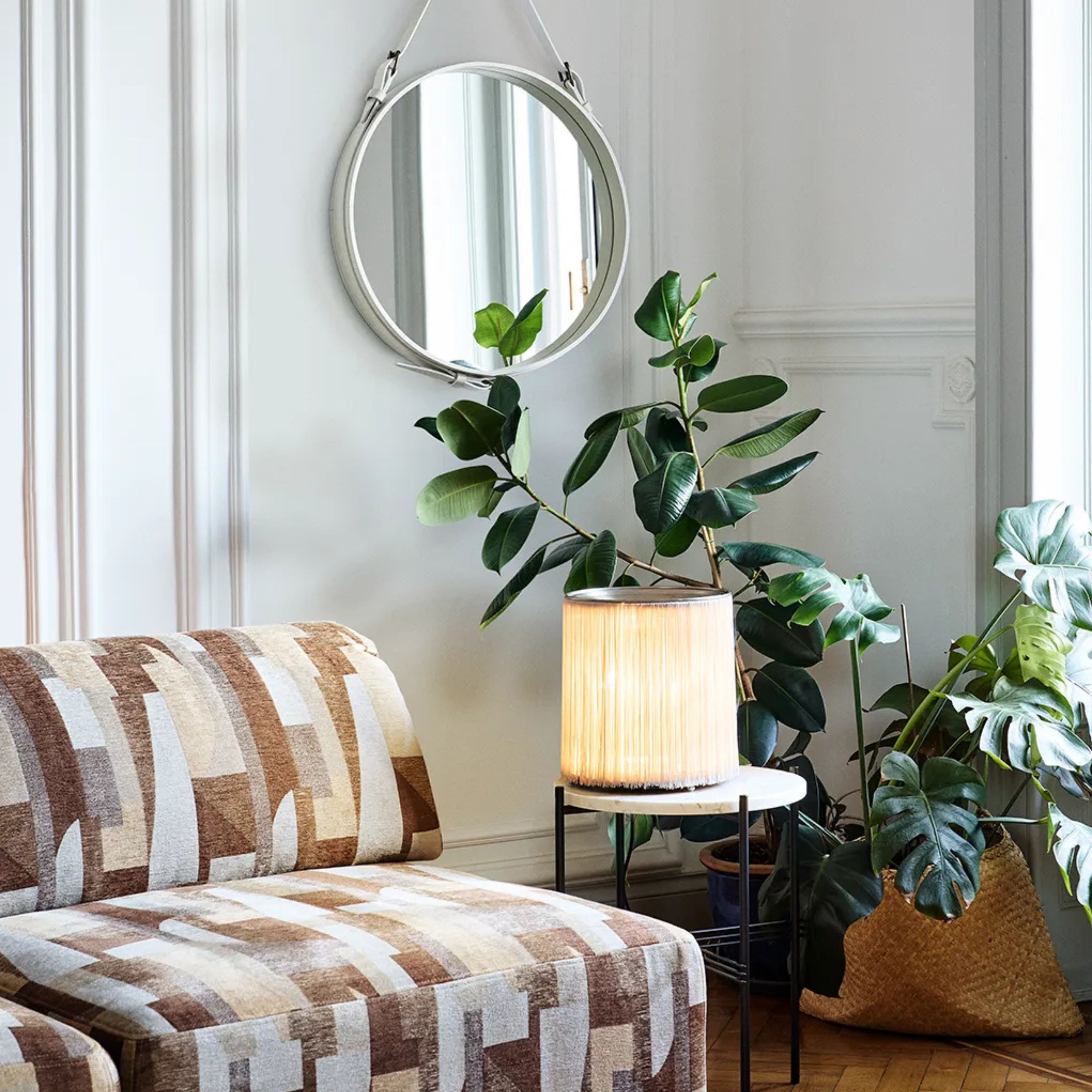 Model 597 Table Lamp