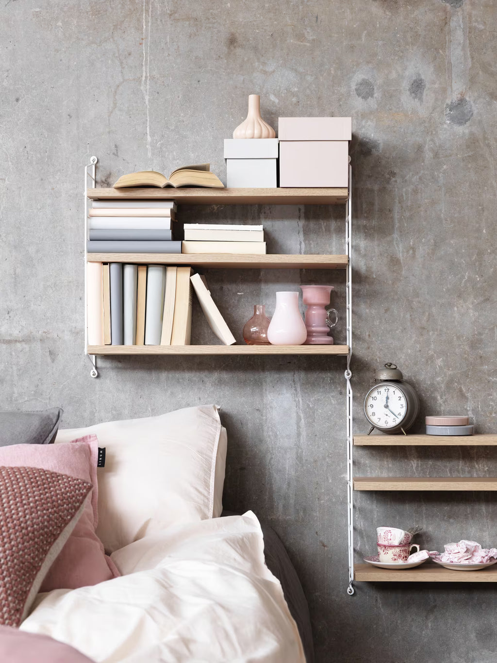 Oak/White String Pocket Wood