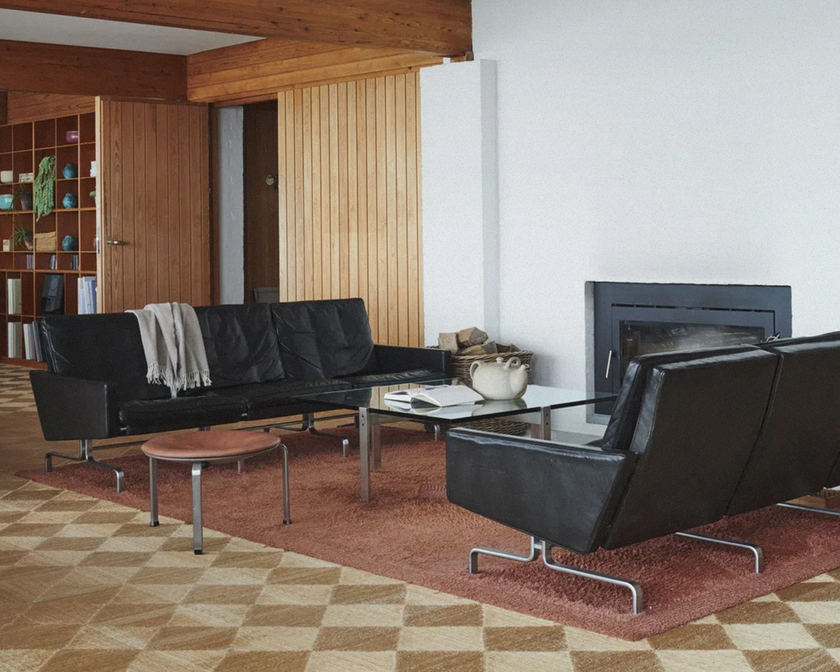 PK31™ Sofa - 3 Seater