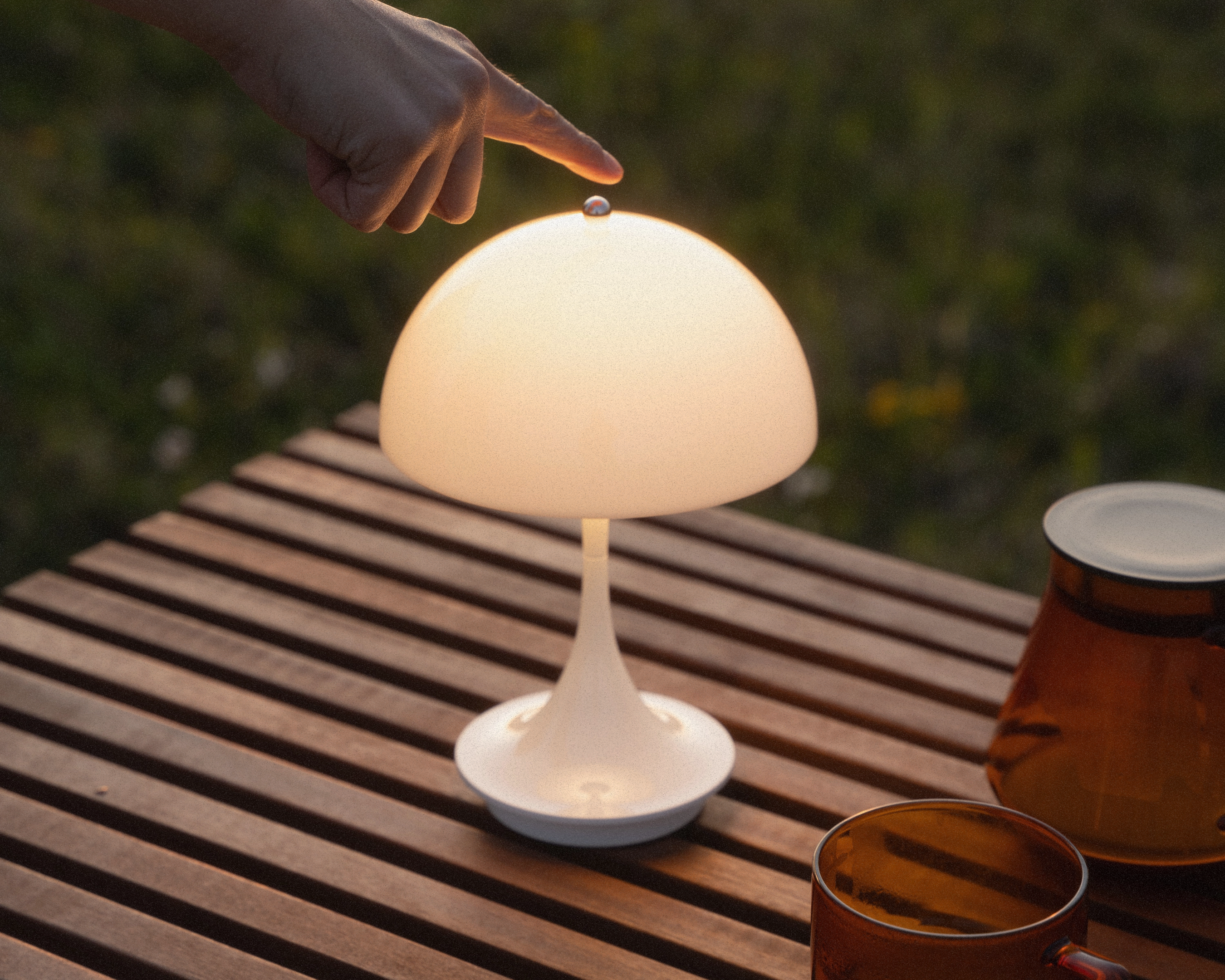Panthella 160 Portable Lamp V3