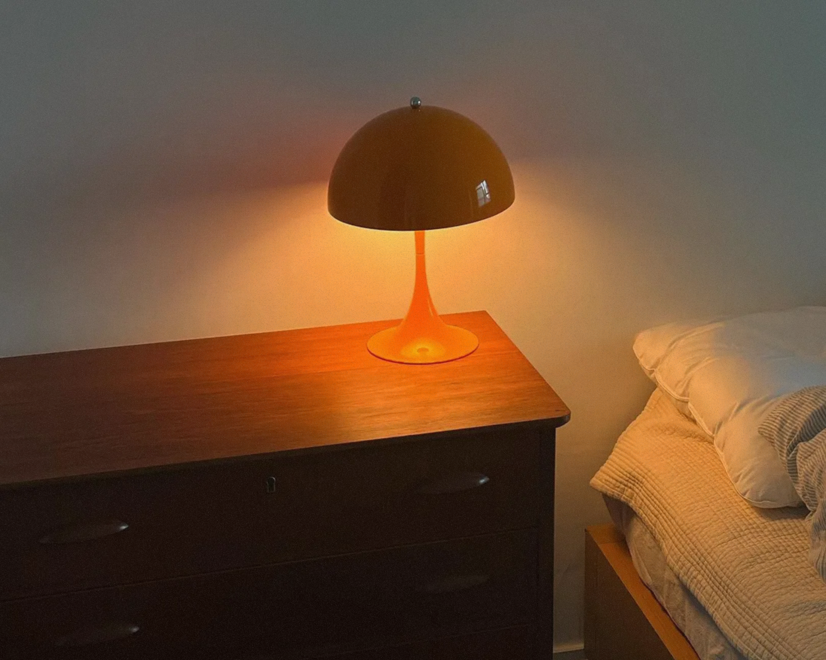 Panthella 250 Portable Lamp V3