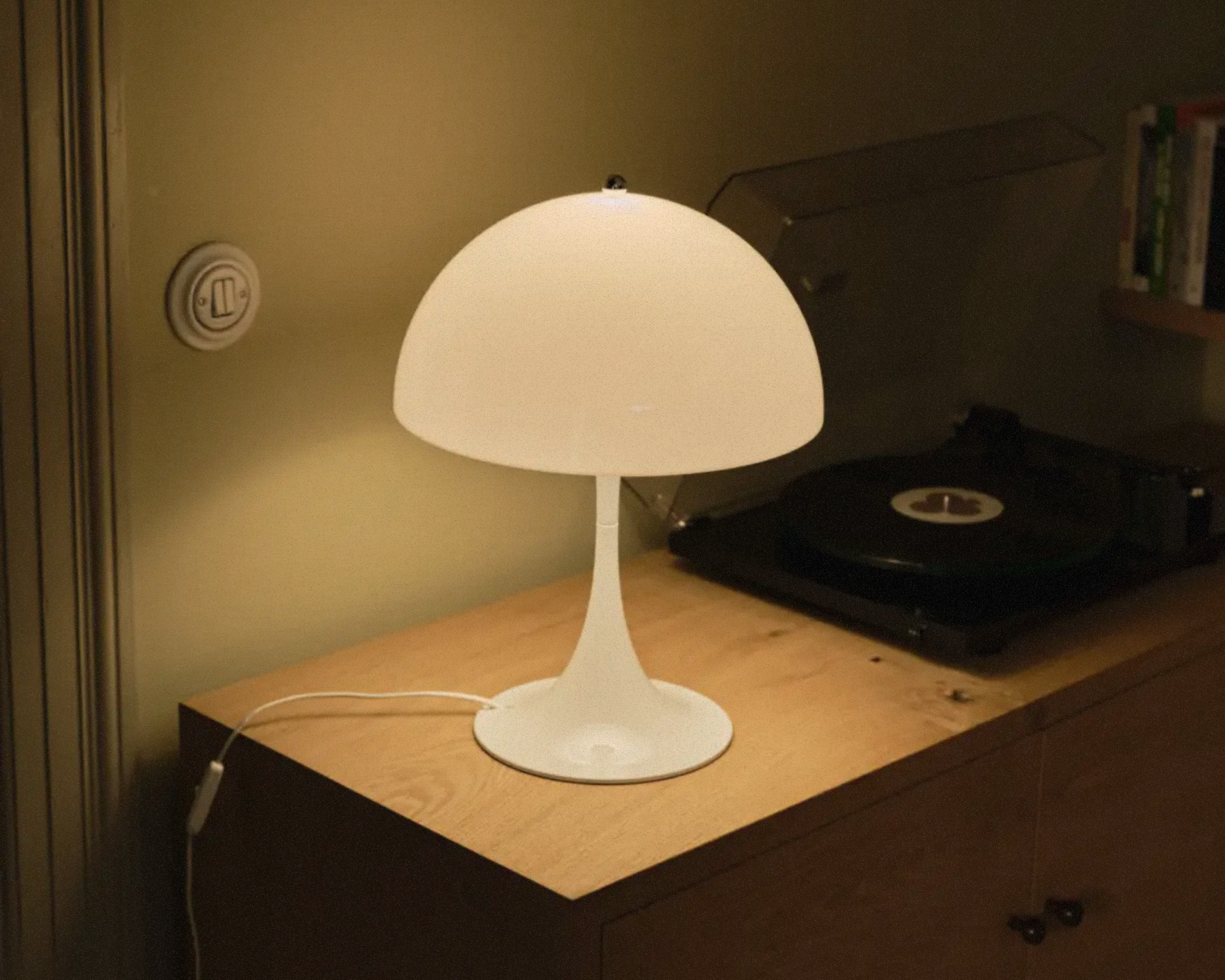 Panthella 320 Table Lamp