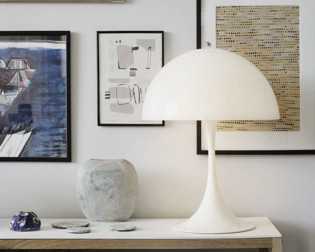 Lampu Meja Panthella 400