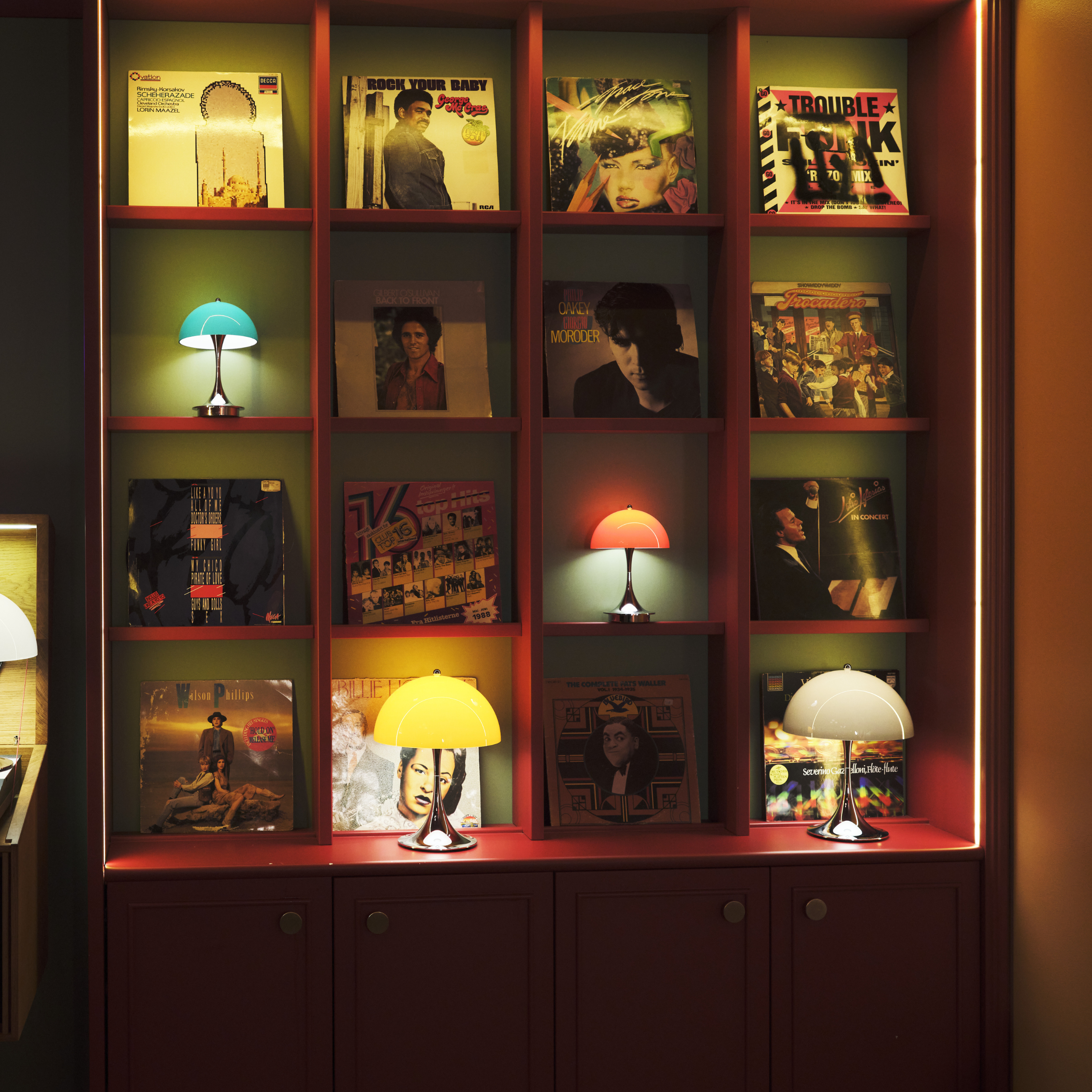 Panthella Portable Lamp The Originals