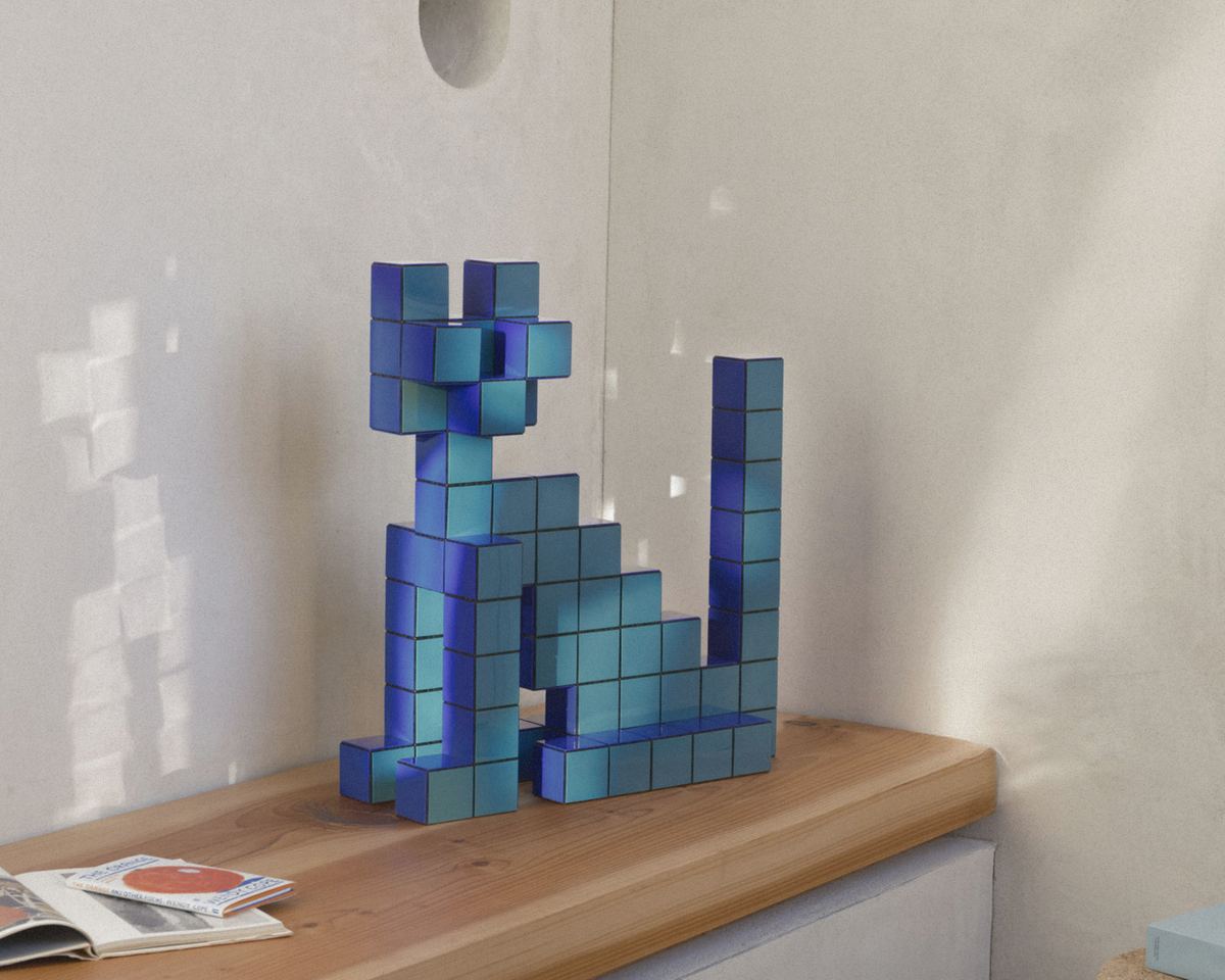 Authentic Vitra Panton Cubes Cat by Verner Panton, classic decorative animal sculpture