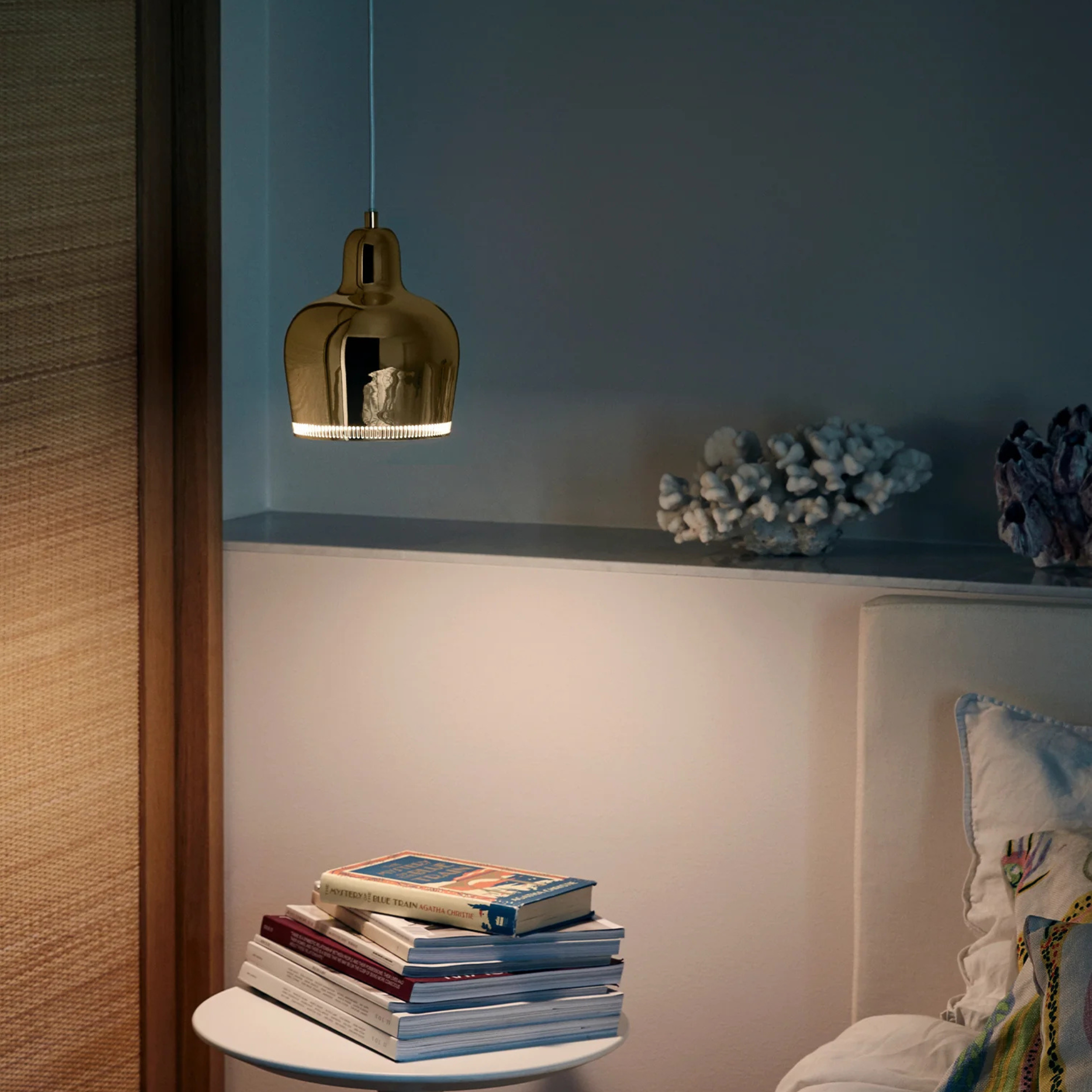 Pendant Light A330S “Golden Bell“