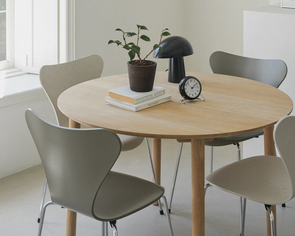 Series 7™ Chair - Lacquered Veneer