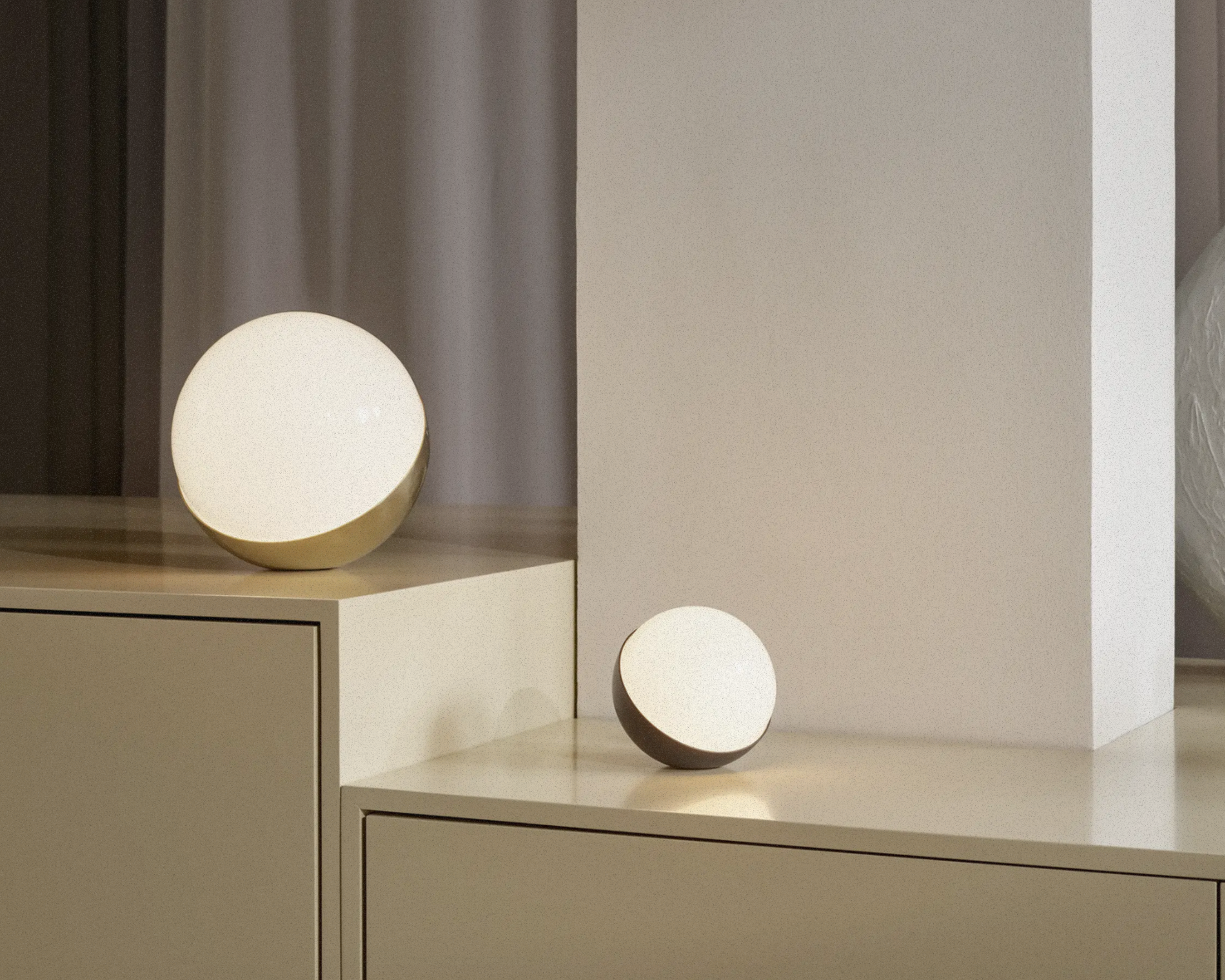 VL Studio Table/Floor Lamp