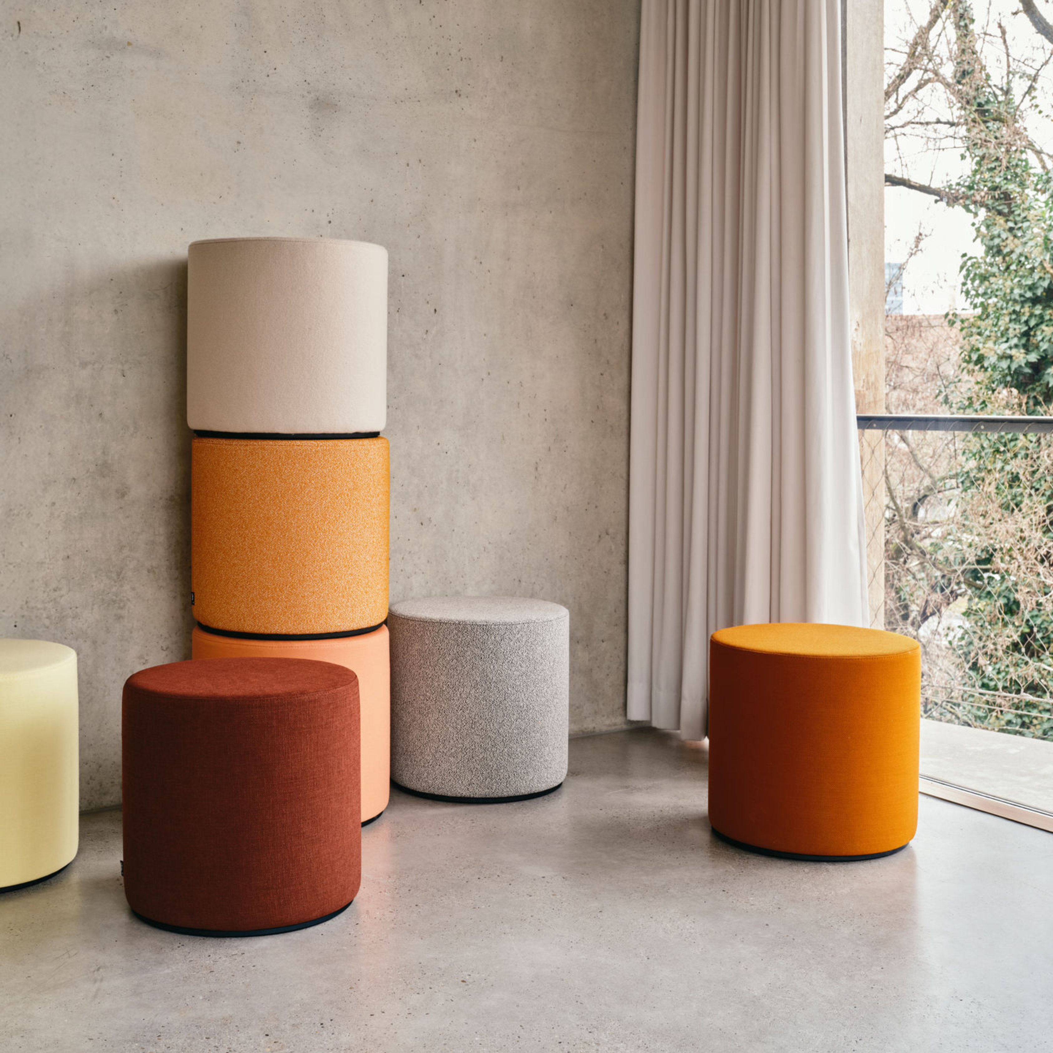 Visiona Stool