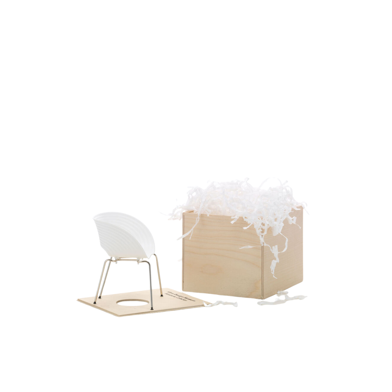 Miniatures Tom Vac Chair