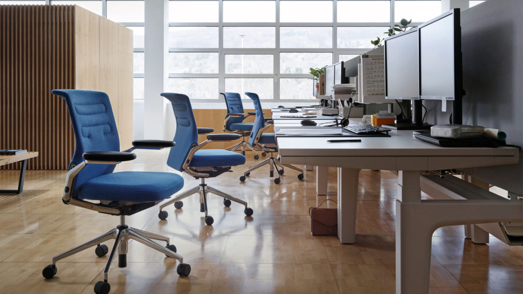 Office Swivel Chair AC 5 Work - Nero/Cream White